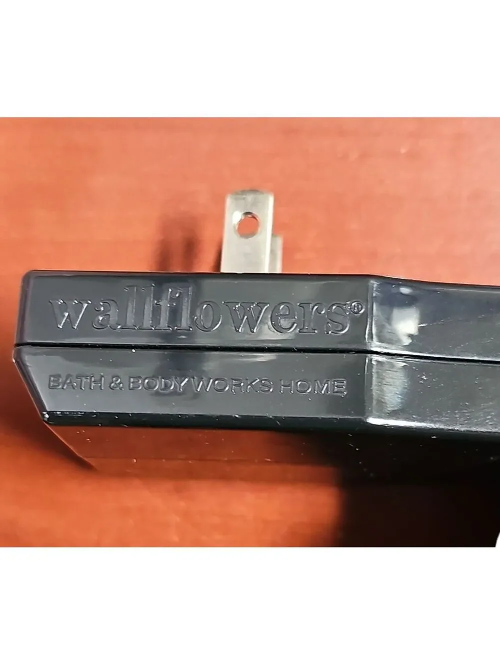 Bed & Bath Haunted House Wallflower Plug‑In • Preowned Used for Decor Only